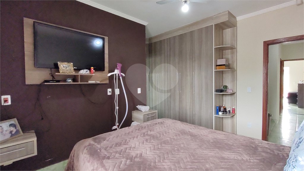 Casa à venda com 2 quartos, sendo 1 suíte, em Jardim São Lourenzo, Sorocaba, SP