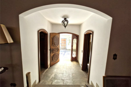 Casa Térrea à venda com 5 quartos, sendo 3 suítes, em Granja Julieta, São Paulo, SP