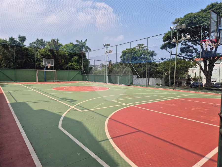 Casa à venda com 2 quartos, sendo 1 suíte,  no condomínio Quintas Marajoara, São Paulo - SP