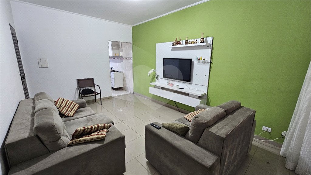 Casa à venda com 2 quartos, sendo 1 suíte, em Jaguaribe, Osasco, SP