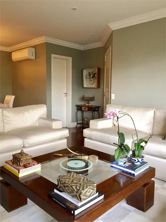 Apartamento à venda com 3 suítes em Vila Suzana, São Paulo, SP