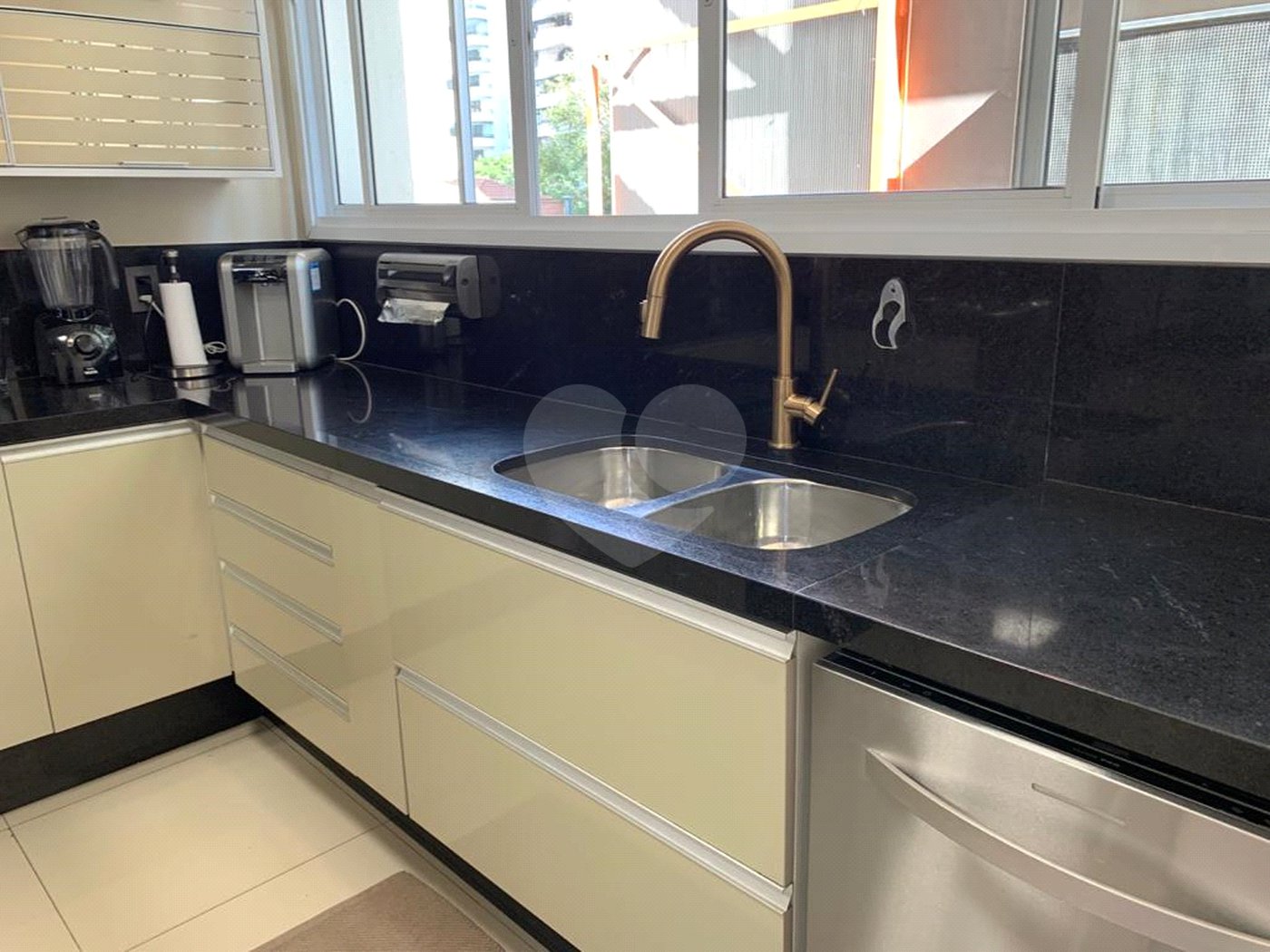 Apartamento à venda ou para alugar com 3 quartos, sendo 1 suíte, em Jardim Paulista, São Paulo, SP