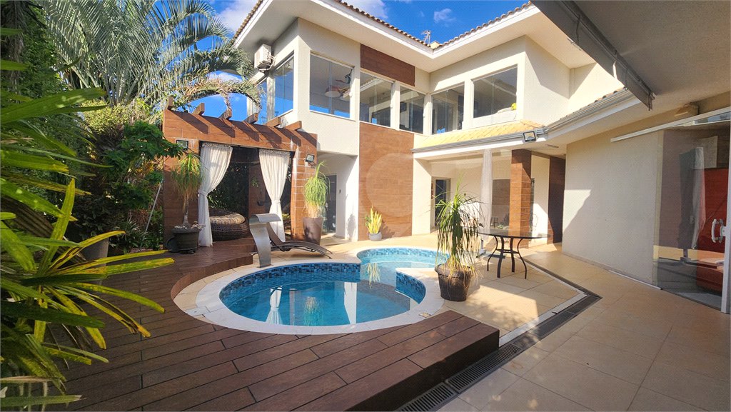 Casa à venda com 3 suítes no condomínio Vivendas do Lago, Sorocaba - SP