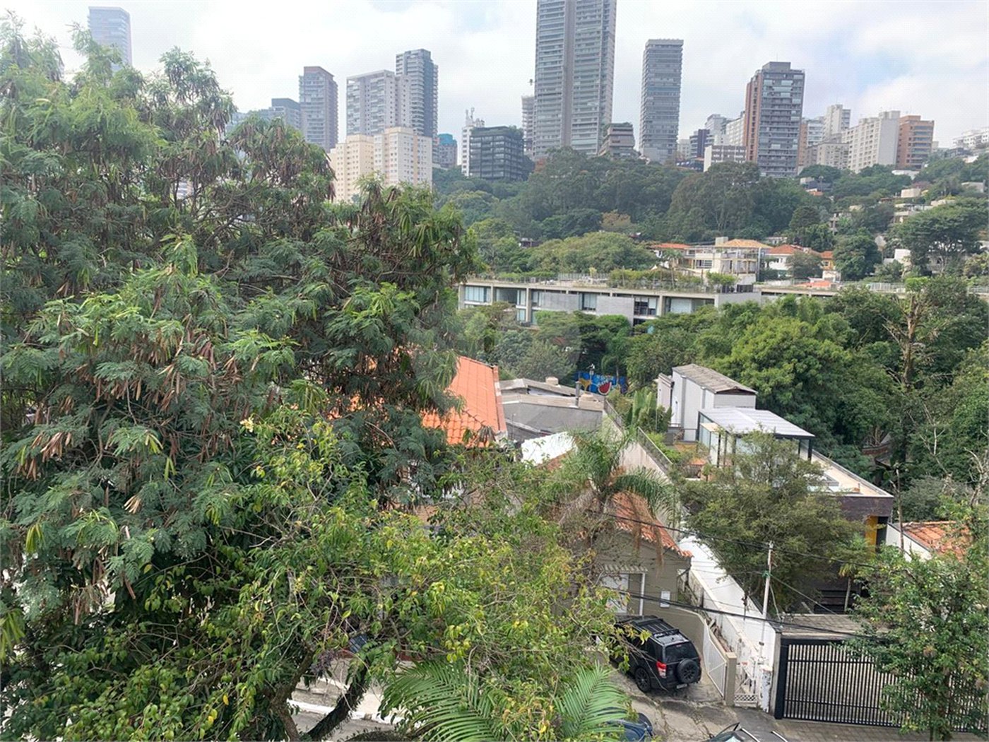Apartamento à venda com 2 suítes em Vila Madalena, São Paulo, SP