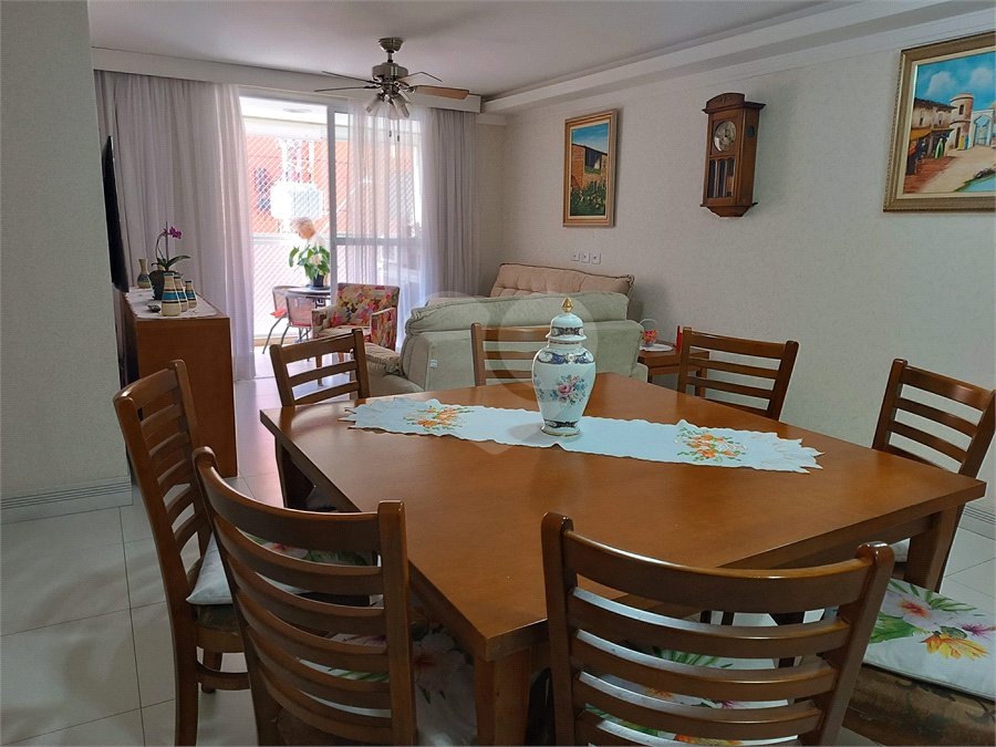Apartamento à venda com 3 quartos, sendo 1 suíte, no Centro, São Roque, SP