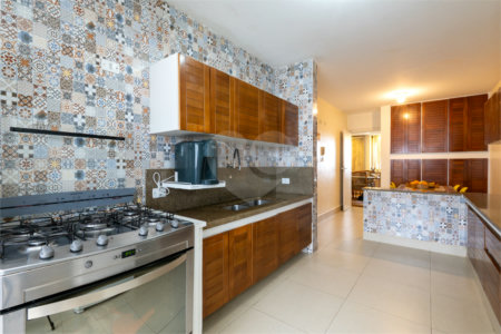 Cobertura à venda com 3 quartos, sendo 1 suíte, em Vila Pirajussara, São Paulo, SP
