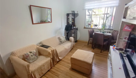Apartamento à venda com 2 quartos em Grajaú, Rio de Janeiro, RJ