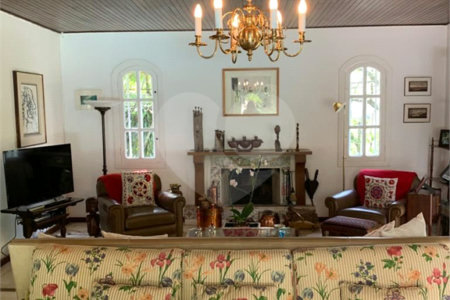 Sobrado à venda com 4 suítes em Fazenda Morumbi, São Paulo, SP