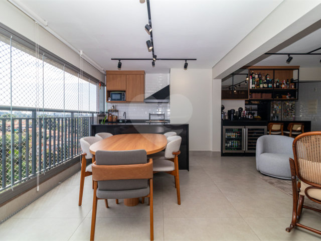 Apartamento à venda com 3 suítes em Jardim Prudência, São Paulo, SP