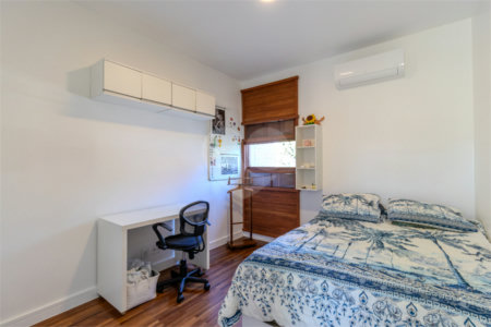 Sobrado à venda com 3 quartos, sendo 1 suíte, em Alto da Boa Vista, São Paulo, SP