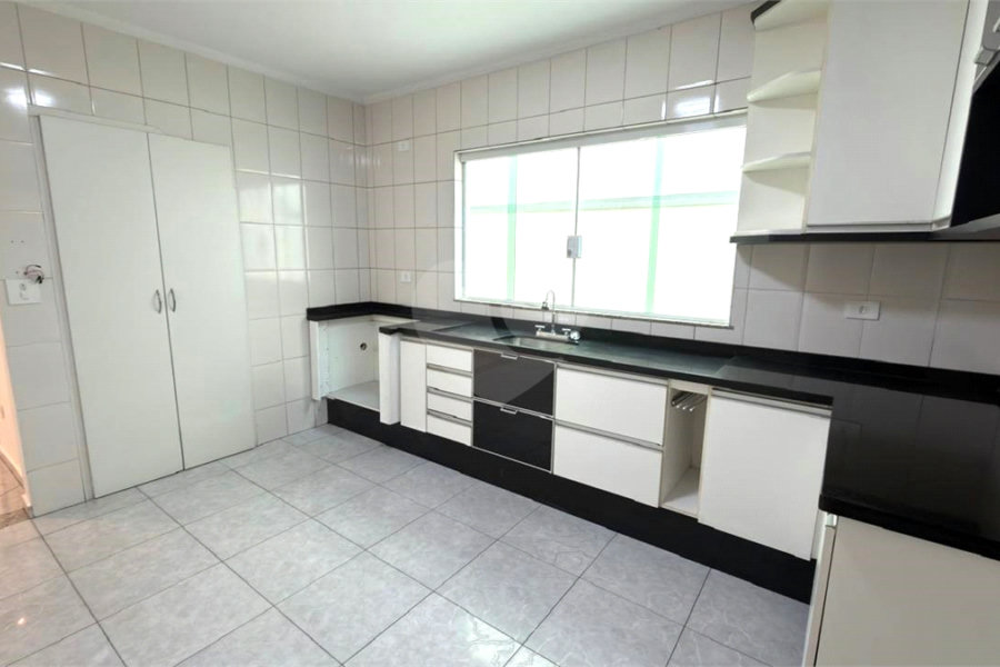 Sobrado à venda com 3 quartos, sendo 1 suíte, em Jardim Vila Formosa, São Paulo, SP