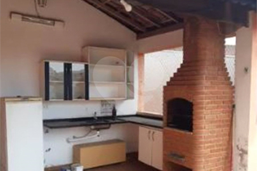 Sobrado à venda com 3 quartos, sendo 1 suíte, em Jaraguá, São Paulo, SP