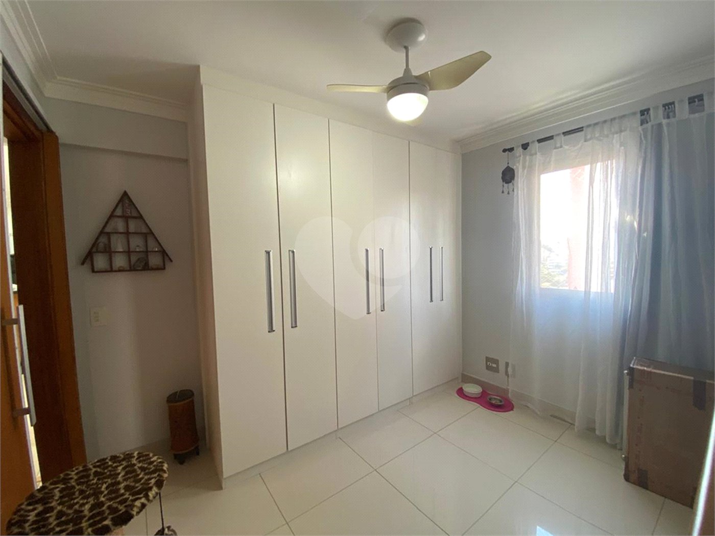 Apartamento à venda com 2 quartos, sendo 1 suíte, em Campo Grande, São Paulo, SP