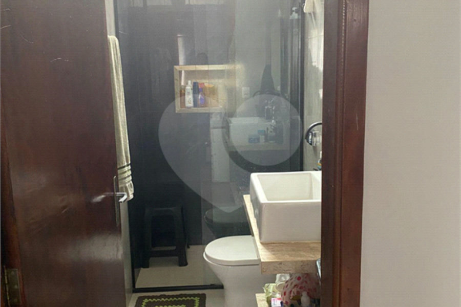 Sobrado à venda com 3 quartos, sendo 1 suíte, em Parada Inglesa, São Paulo, SP