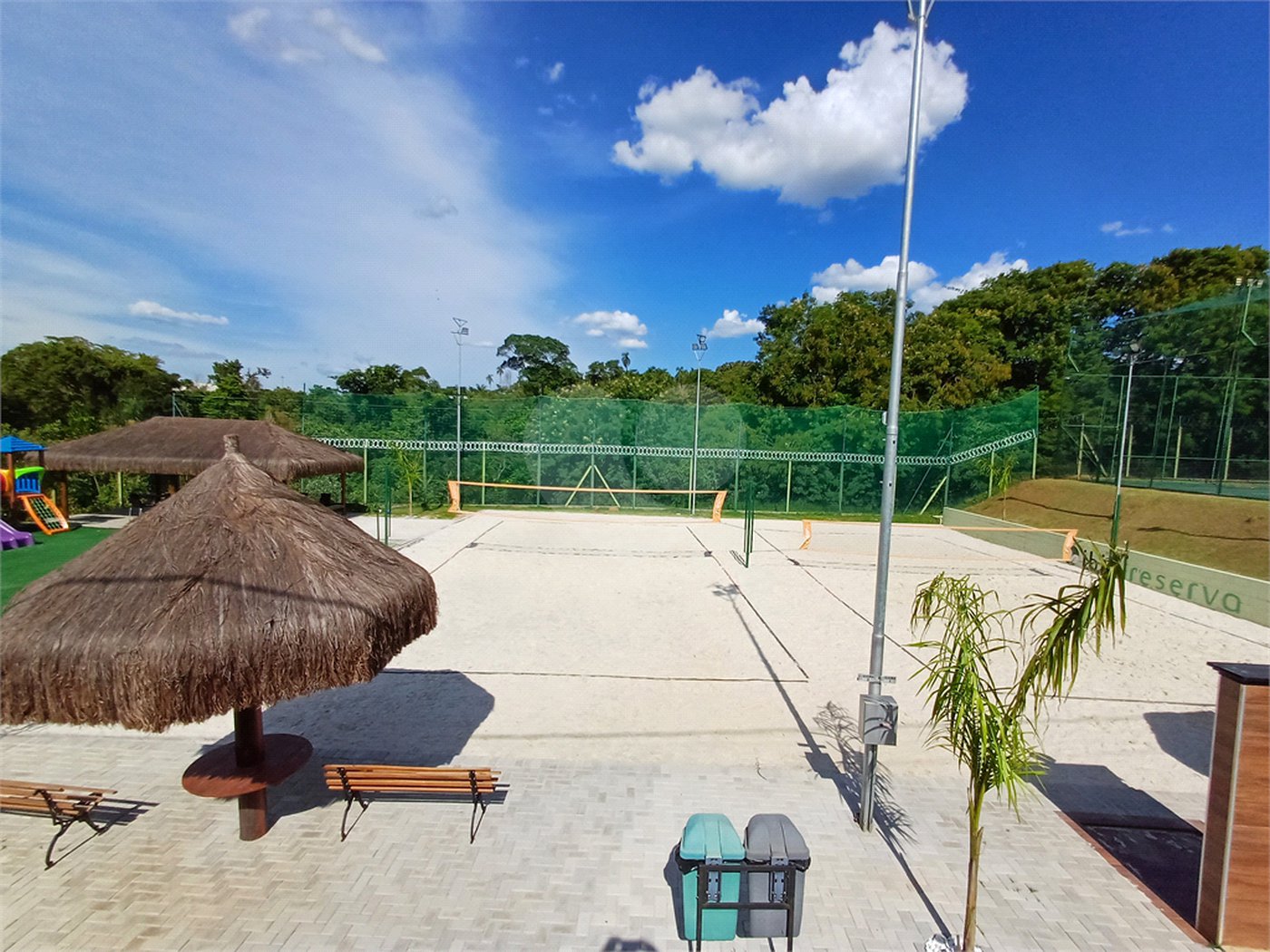Casa à venda com 3 quartos, sendo 1 suíte,  no condomínio Ibiti Reserva, Sorocaba - SP