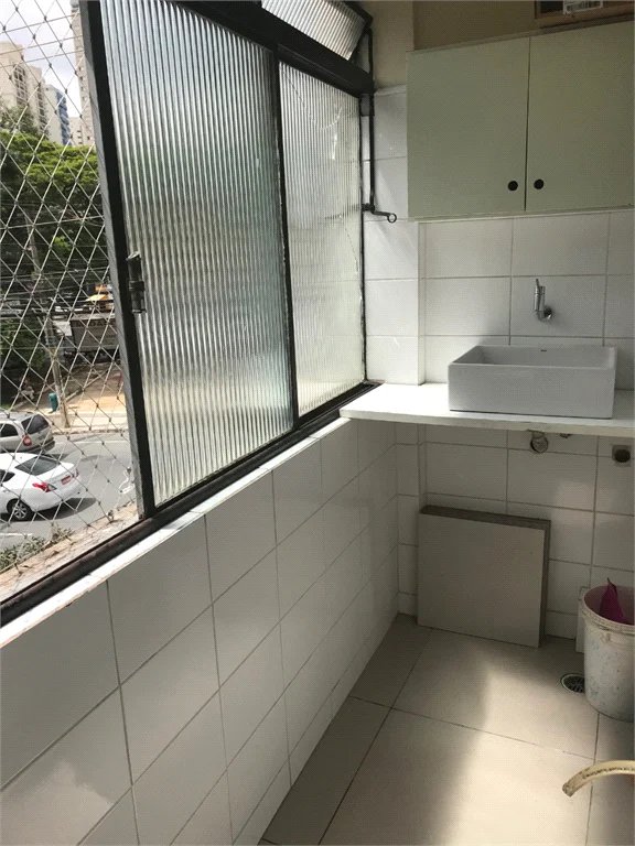 Apartamento à venda com 2 quartos em Vila Romana, São Paulo, SP