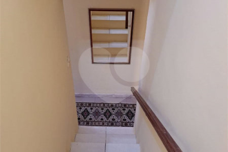 Sobrado à venda com 4 quartos, sendo 2 suítes, em Jardim Modelo, Suzano, SP