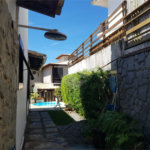 Casa em condomínio à venda com 3 quartos, sendo 2 suítes,  em Alto de Búzios, Armação dos Búzios, RJ