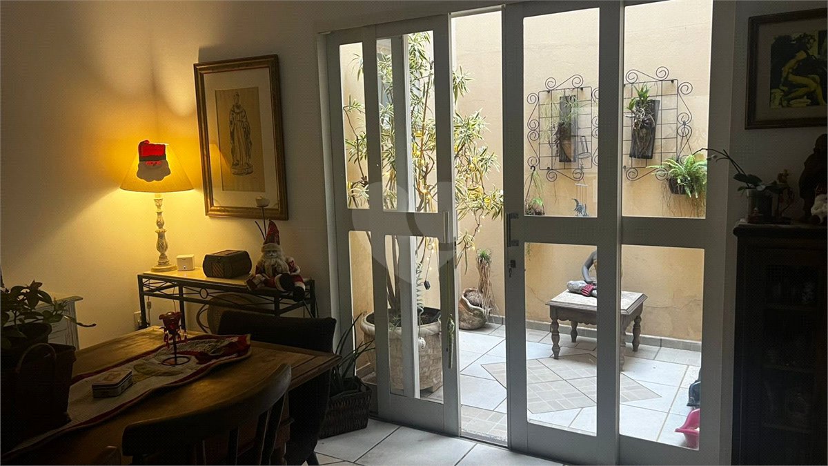 Casa à venda com 4 quartos, sendo 1 suíte,  em Jardim Esplanada, Indaiatuba, SP