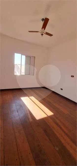Sobrado 3 dormitórios (1 suite) - 184 m² - à venda - R$ 750.000,00 no Jdim Renata, em Indaiatuba/SP.