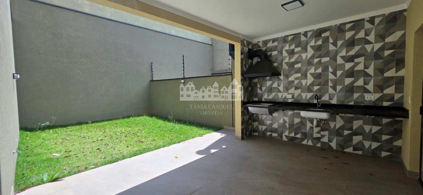 Casa à venda com 3 suítes em Jardim do Lago, Atibaia, SP