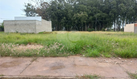 Terreno à venda em Parque dos Flamboyant, São Carlos, SP