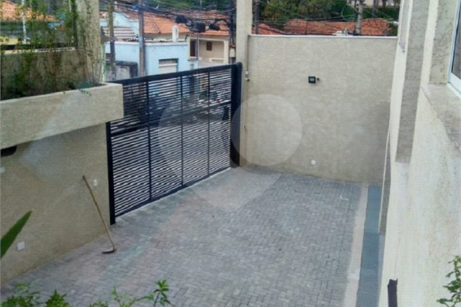Apartamento com sacada - metrô Tucuruvi - NOVO