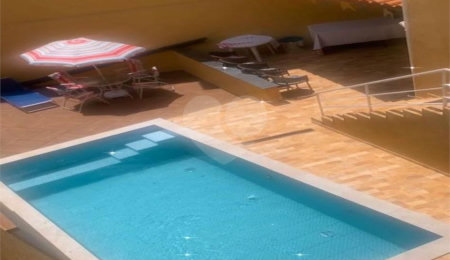 Casa à venda com 4 quartos, sendo 2 suítes,  em Jardim Samara, São Paulo, SP