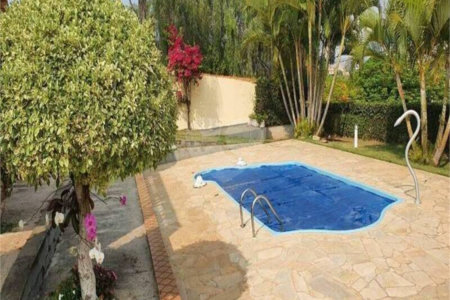 Casa à venda com 3 quartos no condomínio Recanto Florido, Vinhedo - SP