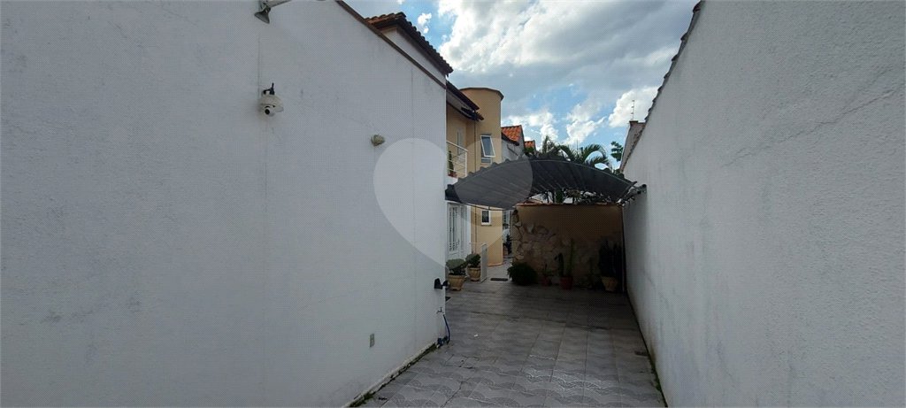 Sobrado à venda com 3 quartos, sendo 1 suíte,  em Vila Mogilar, Mogi das Cruzes, SP