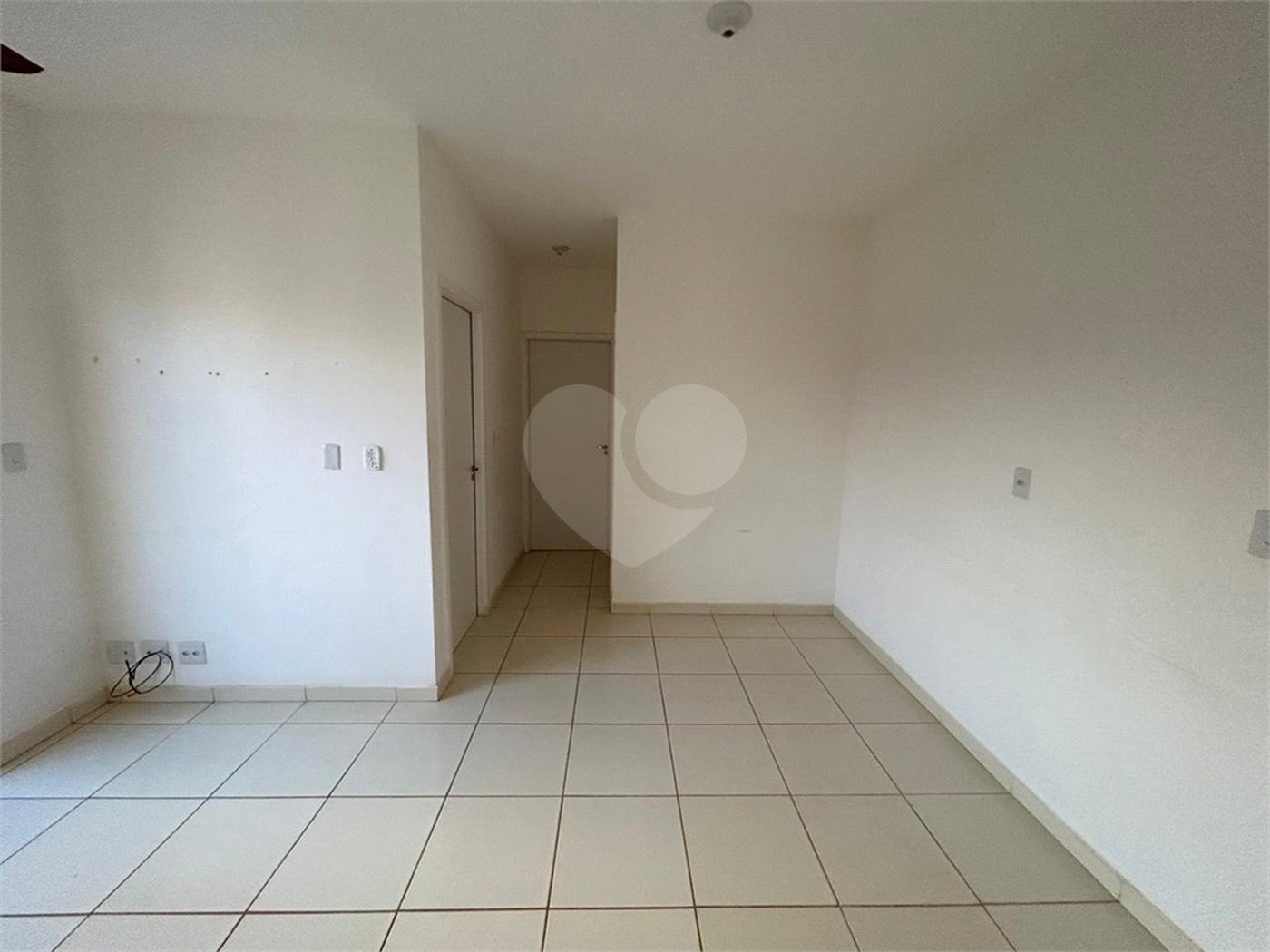 Apartamento à venda com 2 quartos, sendo 1 suíte,  em Jardim Manoel Penna, Ribeirão Preto, SP