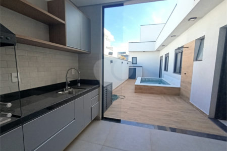 Casa à venda com 3 quartos, sendo 1 suíte, no condomínio Park Gran Reserve, Indaiatuba - SP