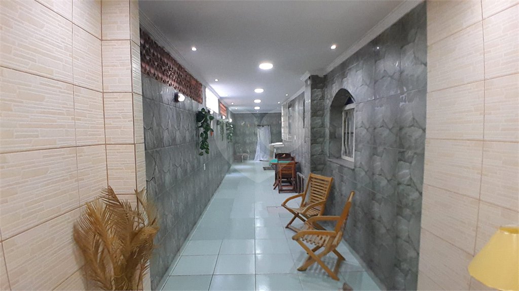 Casa à venda com 3 quartos em Campo Grande, Rio de Janeiro, RJ