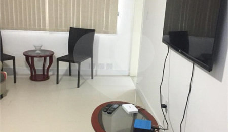 Apartamento à venda com 3 quartos, sendo 1 suíte, em Vila Nova, Cabo Frio, RJ
