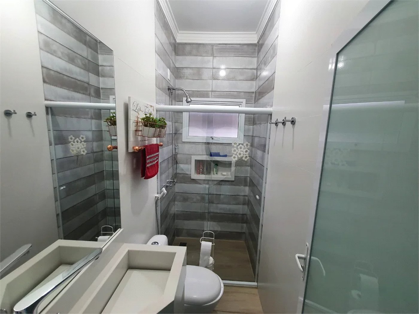 Casa à venda com 4 suítes no condomínio Granville São Venâncio, Itupeva - SP