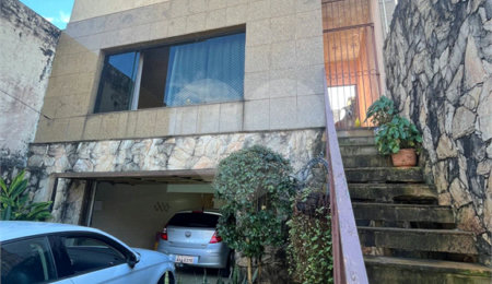 Sobrado à venda com 3 quartos, sendo 1 suíte,  em Vila Dom Pedro Ii, São Paulo, SP