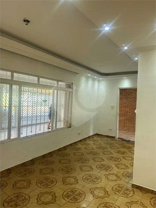 Sobrado à venda com 5 quartos em Bela Vista, Osasco, SP
