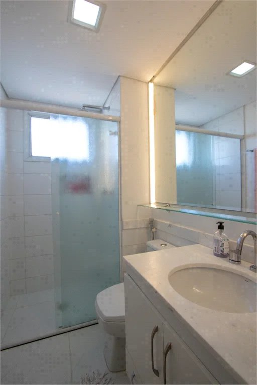 Apartamento à venda com 4 quartos, sendo 3 suítes,  em Vila Romana, São Paulo, SP