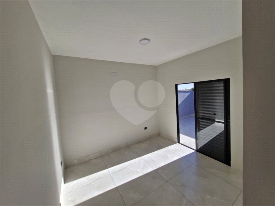Casa à venda com 3 quartos, sendo 1 suíte, em Residencial Lago dos Ipês, Itapetininga, SP