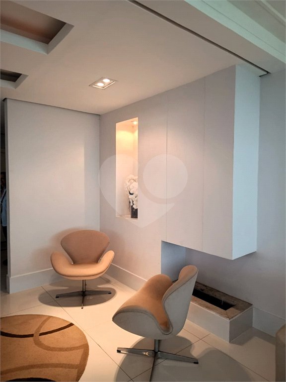 Casa Térrea à venda com 4 quartos, sendo 3 suítes, em Jardim Morumbi, São Paulo, SP