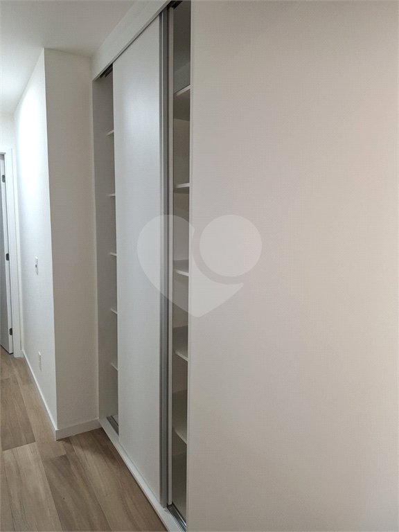 Apartamento à venda com 3 suítes em Vila Anastácio, São Paulo, SP