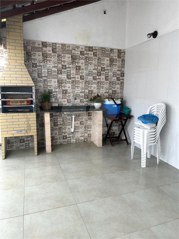 Casa à venda com 3 quartos, sendo 1 suíte,  no Centro, Mogi das Cruzes, SP
