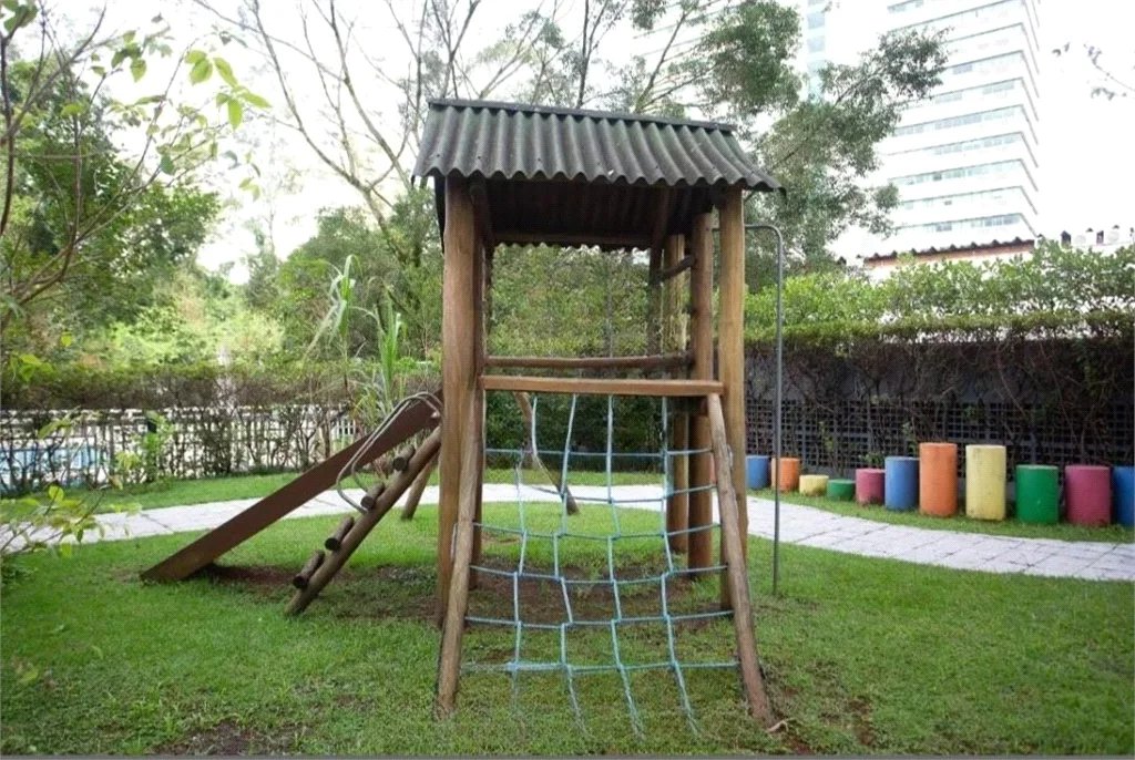 Apartamento à venda com 2 quartos, sendo 1 suíte, em Vila Andrade, São Paulo, SP