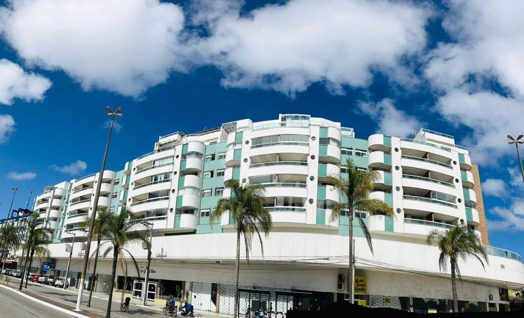 Apartamento à venda com 3 quartos, sendo 1 suíte, no Centro, Cabo Frio, RJ