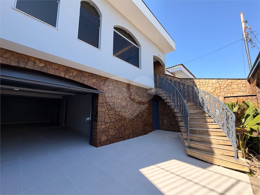 Casa à venda com 5 quartos, sendo 4 suítes, em Vila Rosália, Guarulhos, SP