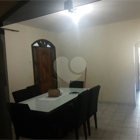 Sobrado à venda com 2 quartos, sendo 1 suíte, em Jardim Umarizal, São Paulo, SP