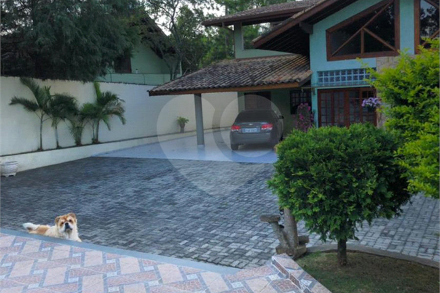 Casa Térrea à venda com 3 quartos, sendo 1 suíte, em Serra da Cantareira, Mairiporã, SP