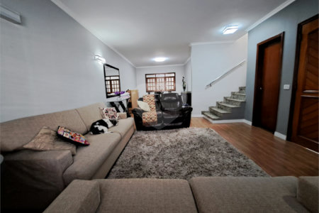 Sobrado à venda com 3 quartos, sendo 1 suíte, em Vila Gomes Cardim, São Paulo, SP