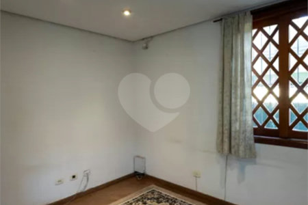Sobrado à venda com 2 quartos em Vila São Pedro, São Paulo, SP
