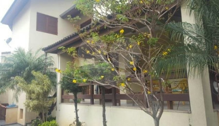 Sobrado à venda com 5 quartos, sendo 1 suíte,  em Jardim Virginia Bianca, São Paulo, SP